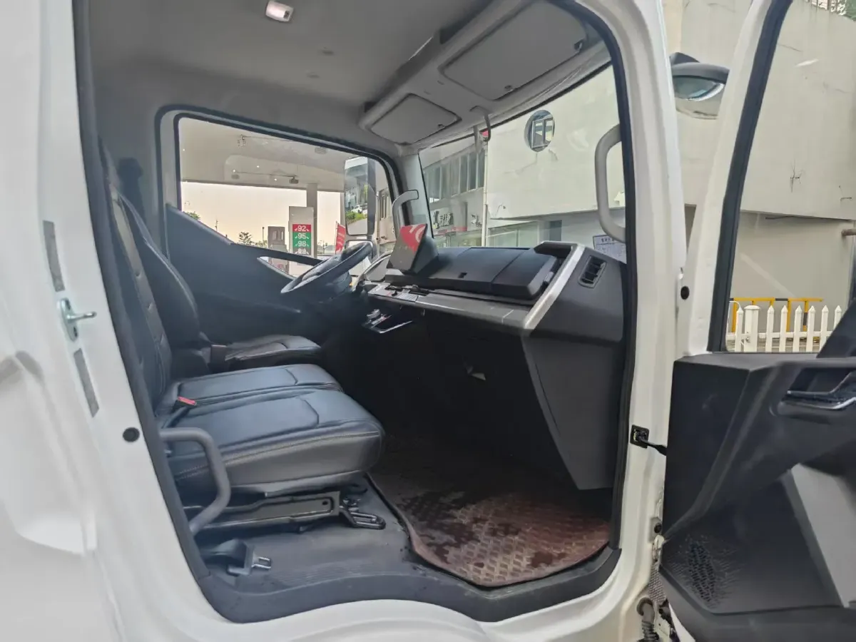 2017 Skywell D08 BEV 37.17KWH,autocango,china used car exporter,china ev exporter,chinese used car exporter,chinese used ev exporter