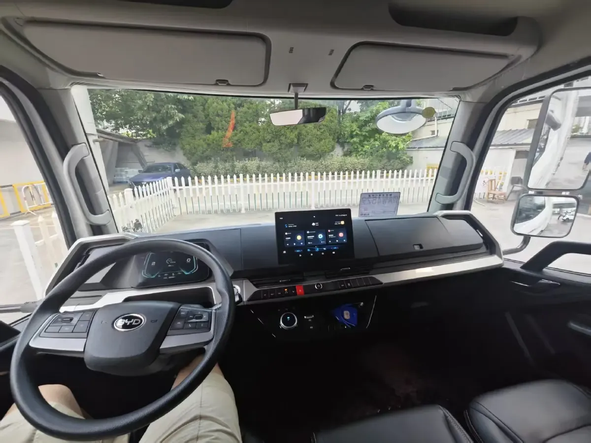 2017 Skywell D08 BEV 37.17KWH,autocango,china used car exporter,china ev exporter,chinese used car exporter,chinese used ev exporter