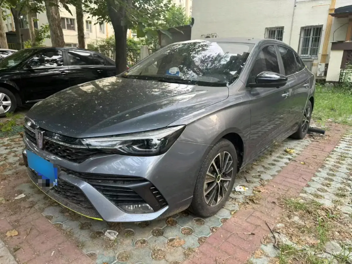 2021 Roewe i5 1.5L 120HP L4 CVT