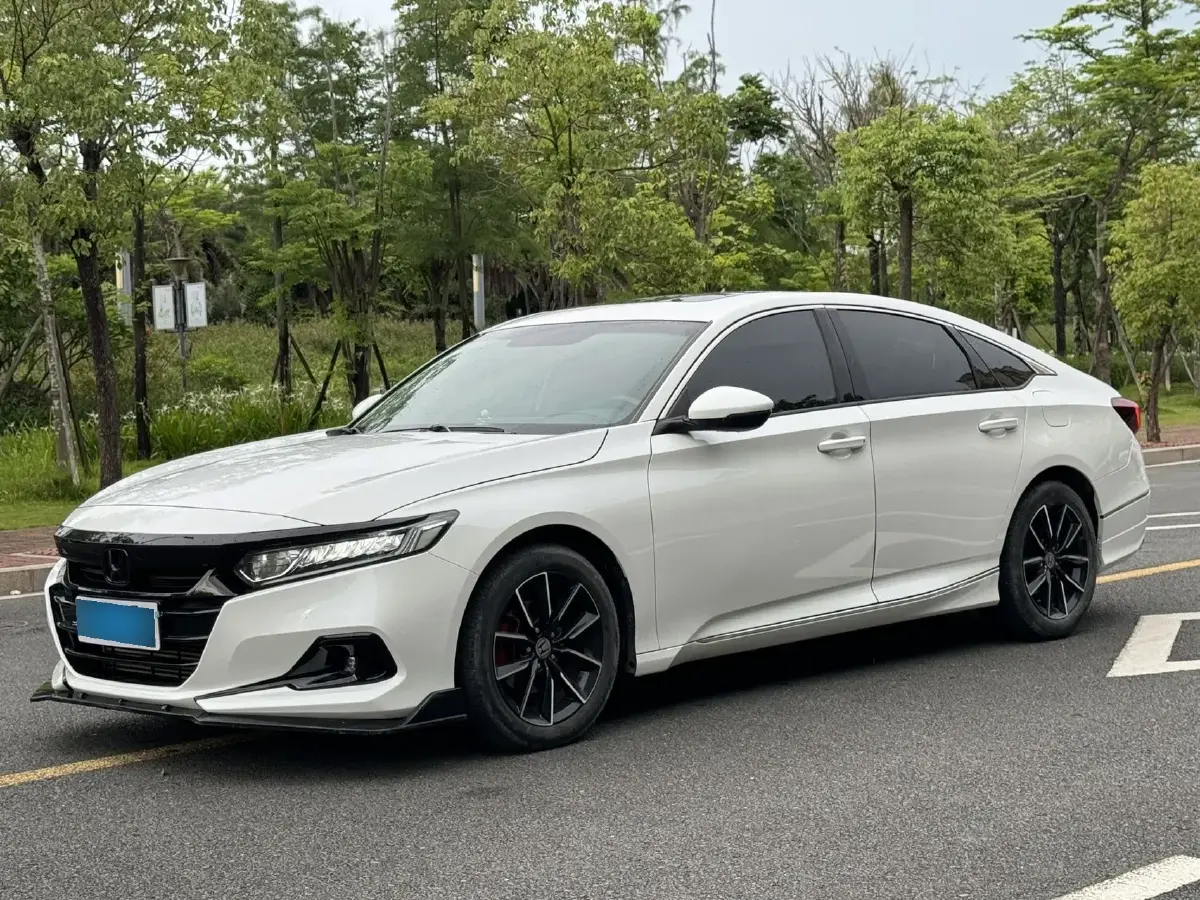 2022 Honda Accord 1.5T 194HP L4 CVT
