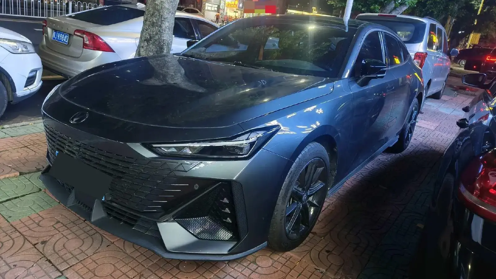 2022 ChangAn UNI-V 1.5T 188HP L4 7DCT