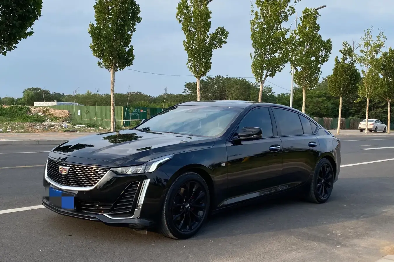 2023 Cadillac CT5 2.0T 237HP L4 10AT