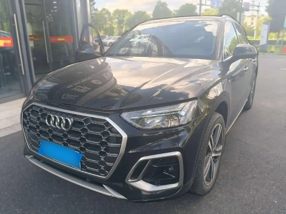 2022 Audi Q5L 2.0T 190HP L4 7DCT
