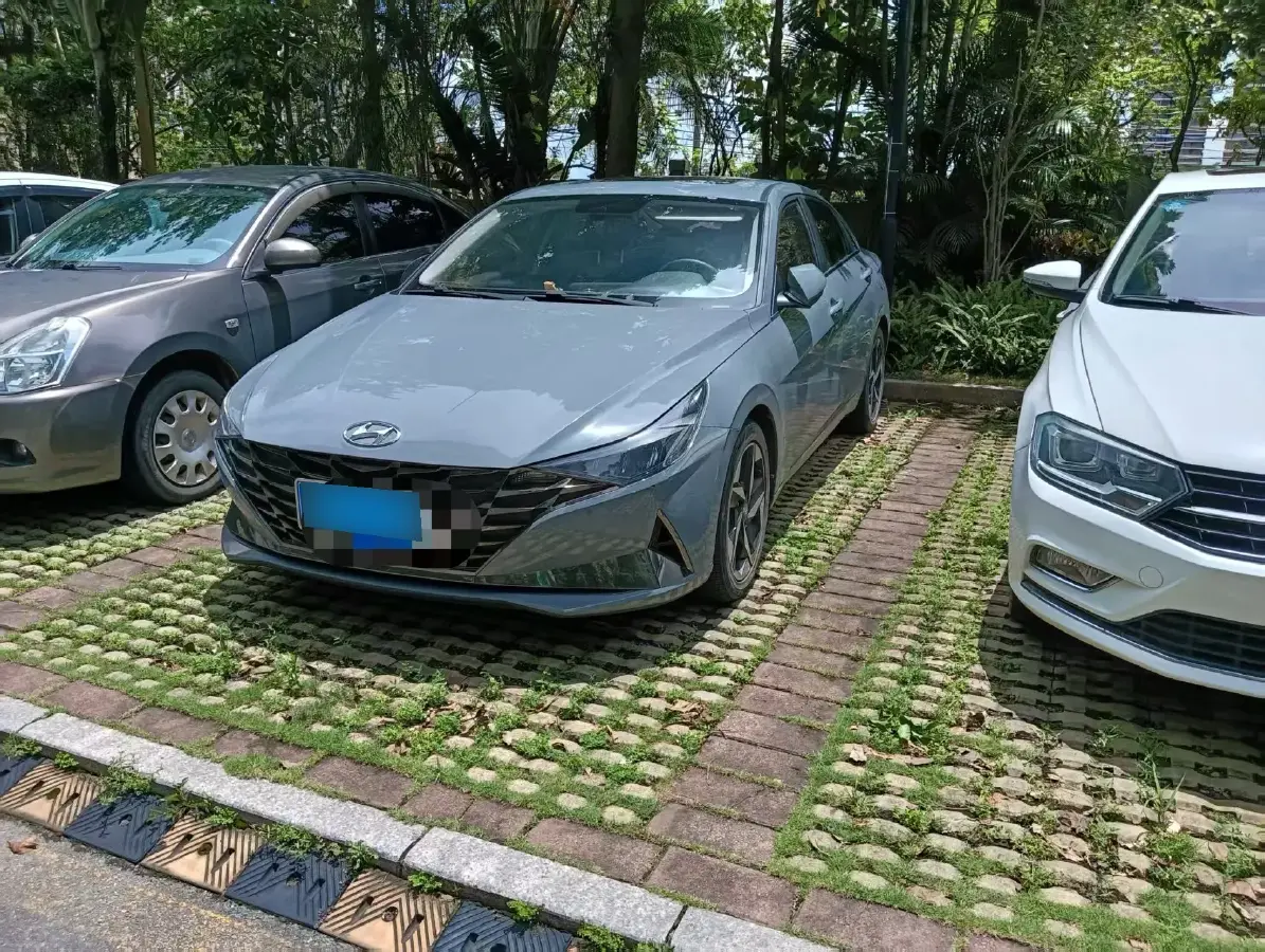 2021 Hyundai Elantra 1.4T 140HP L4 7DCT