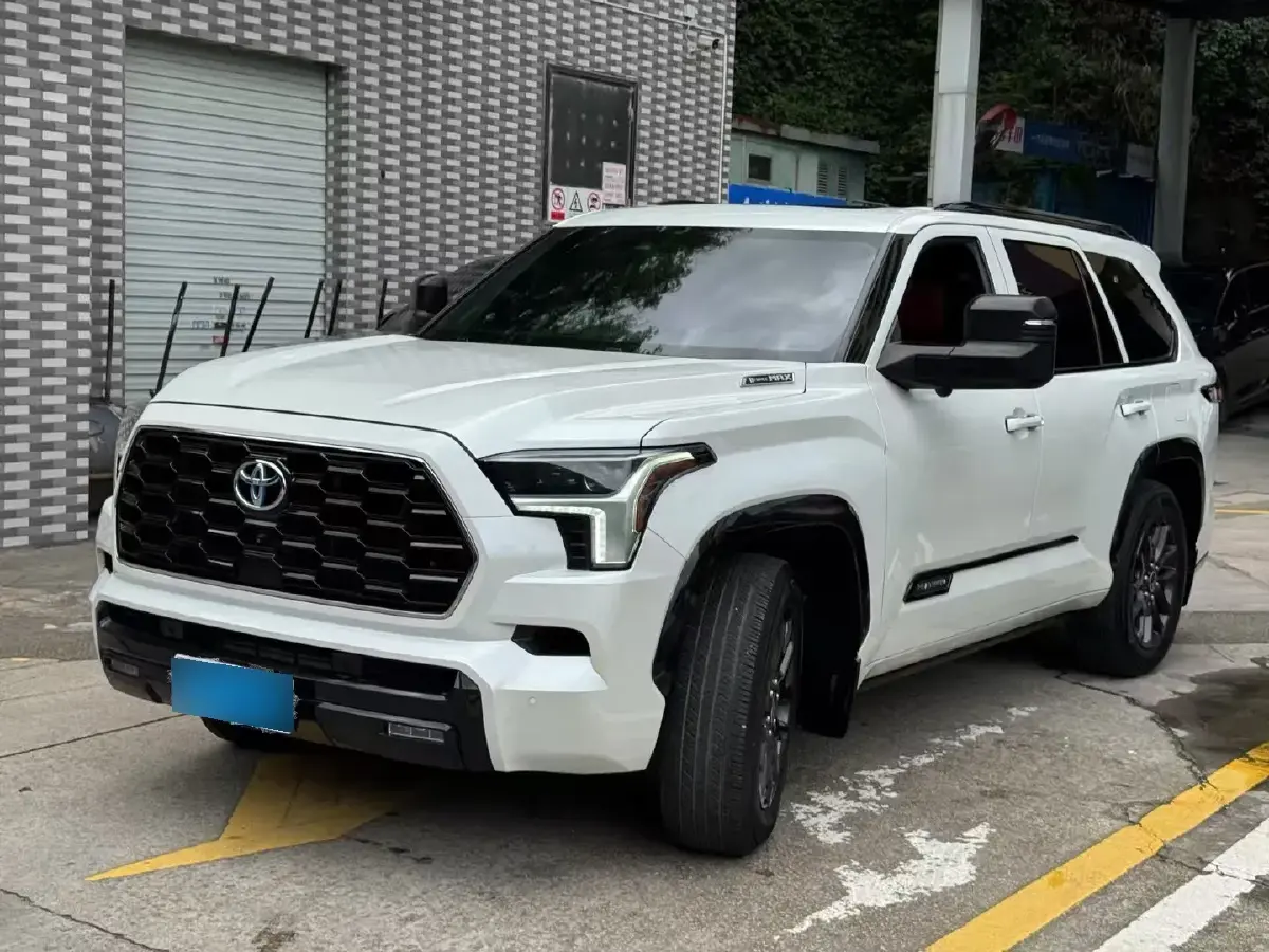 2023 HongQi E-QM5 BEV 82KWH