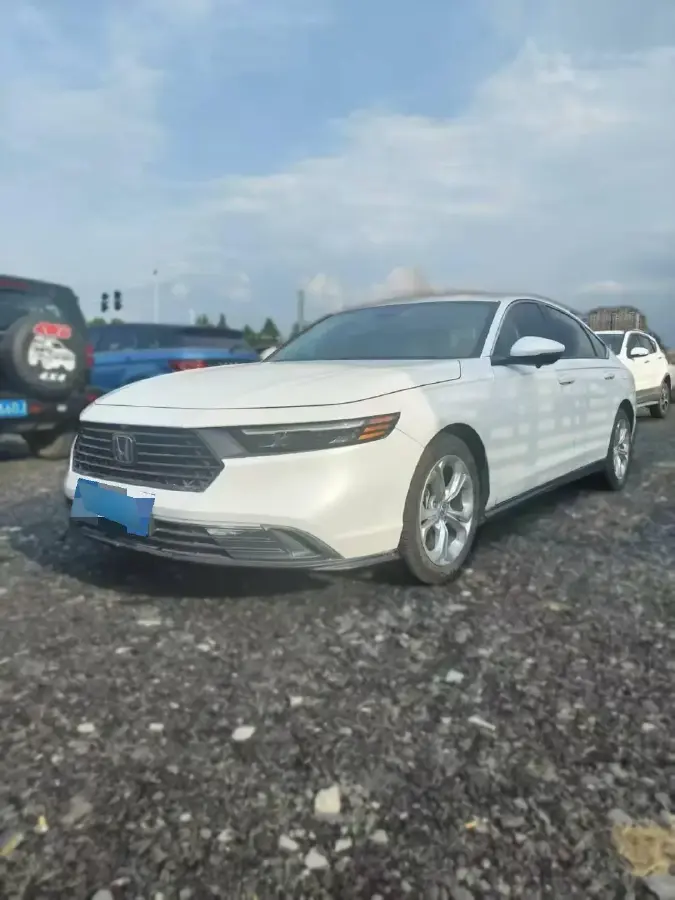 2023 Honda Accord 1.5T 192HP L4 CVT