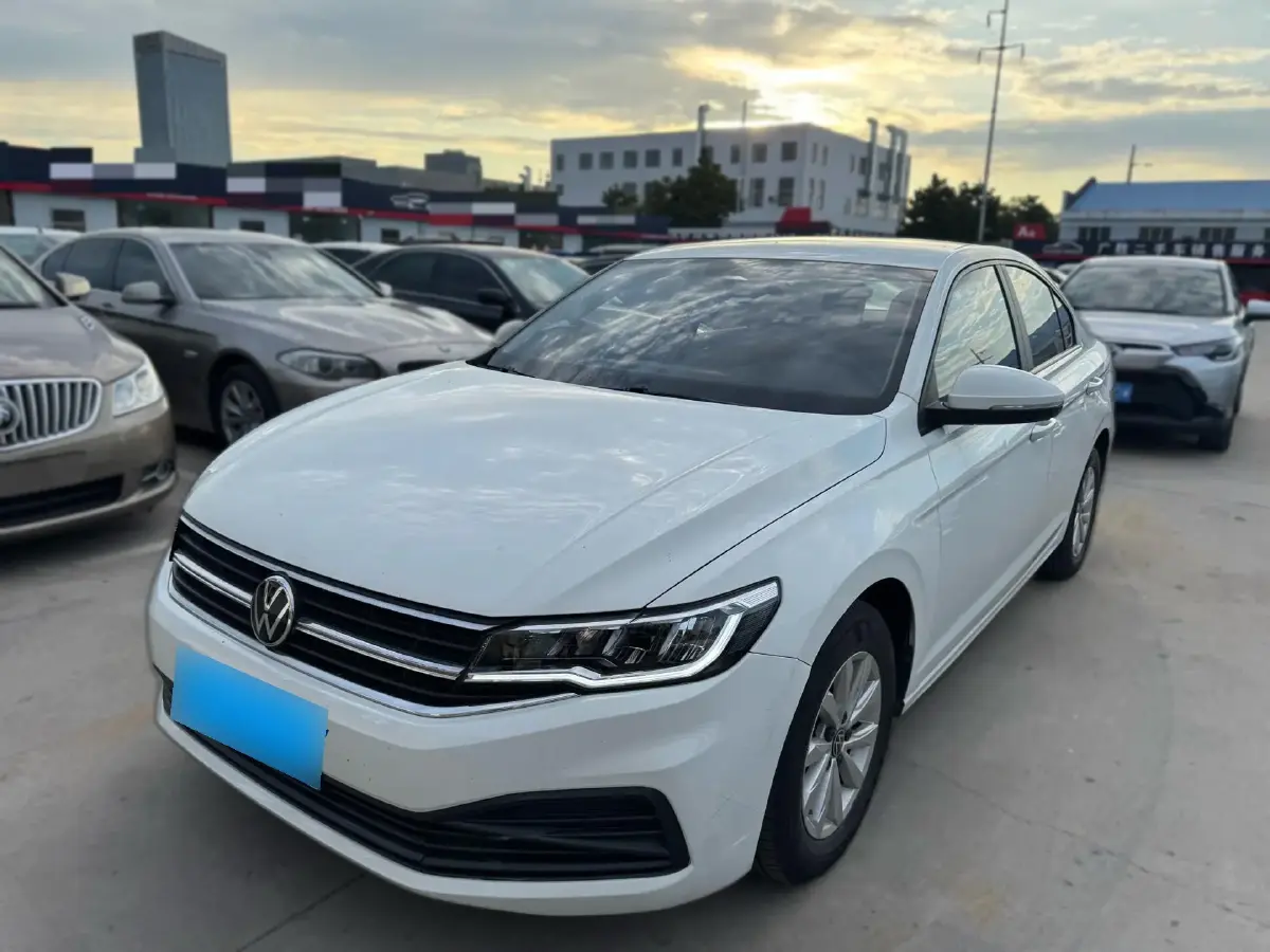 2021 Volkswagen Bora 1.5L 113HP L4 6AT