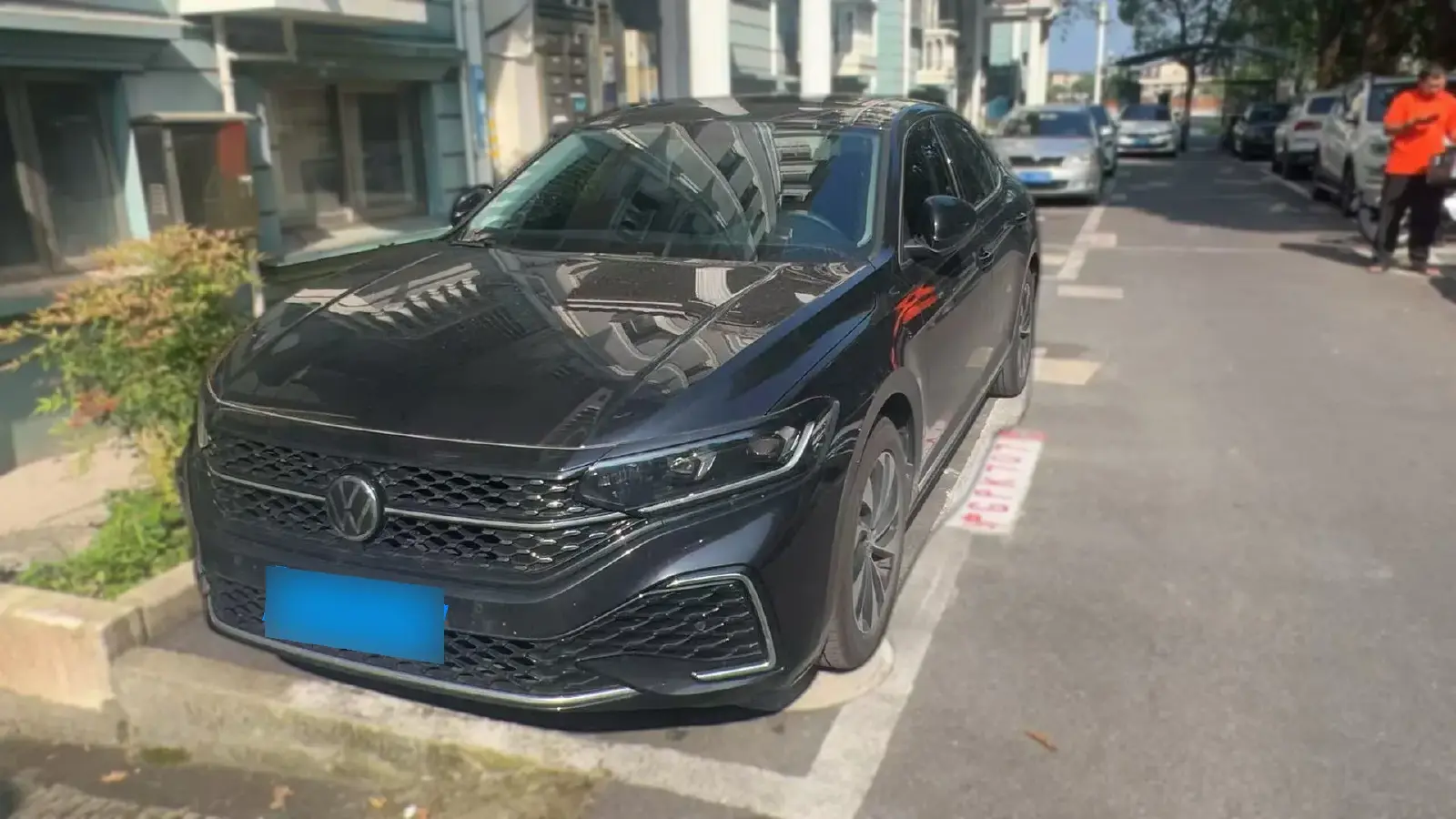 2024 Volkswagen Passat 1.4T 150HP L4 7DCT