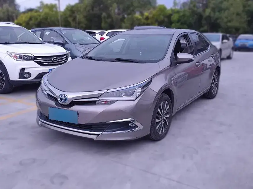 2017 Toyota Corolla 1.8L 99HP L4 E-CVT Hybrid