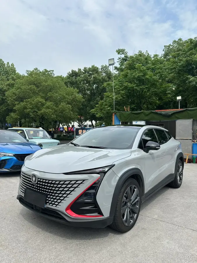 2021 ChangAn UNI-T 1.5T 180HP L4 7DCT