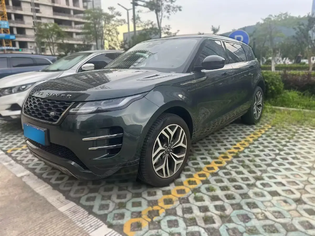 2022 Land Rover Range Rover Evoque 2.0T 249HP L4 9AT