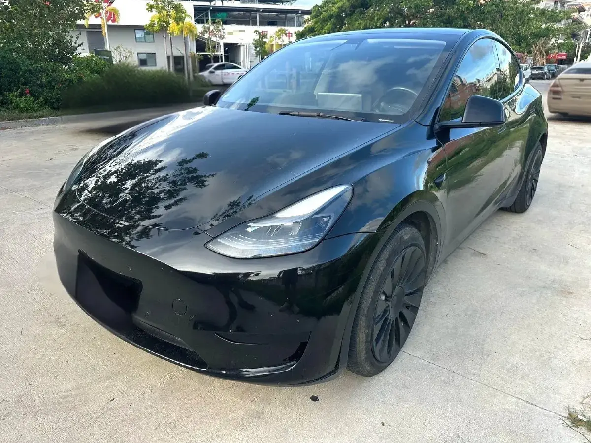 2022 Tesla Model Y BEV 60KWH