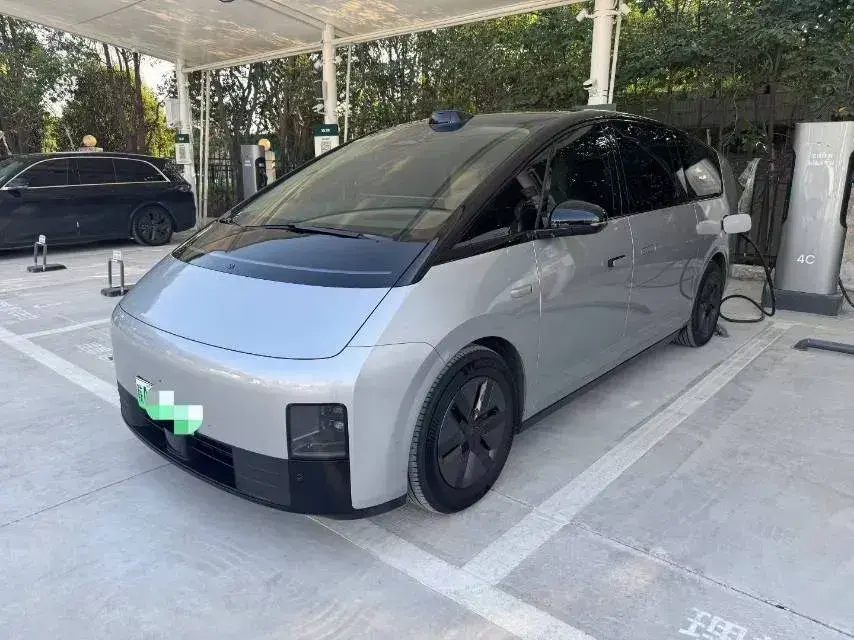 2024 Li MEGA BEV 102.7KWH