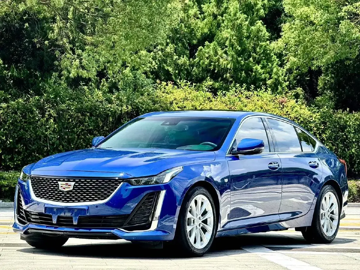 2021 Cadillac CT5 2.0T 237HP L4 10AT