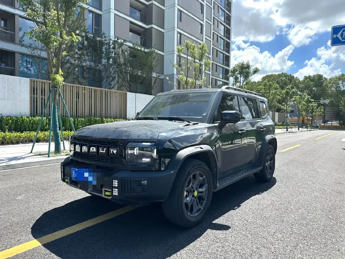 2023 Jetour Traveller 2.0T 254HP L4 7DCT