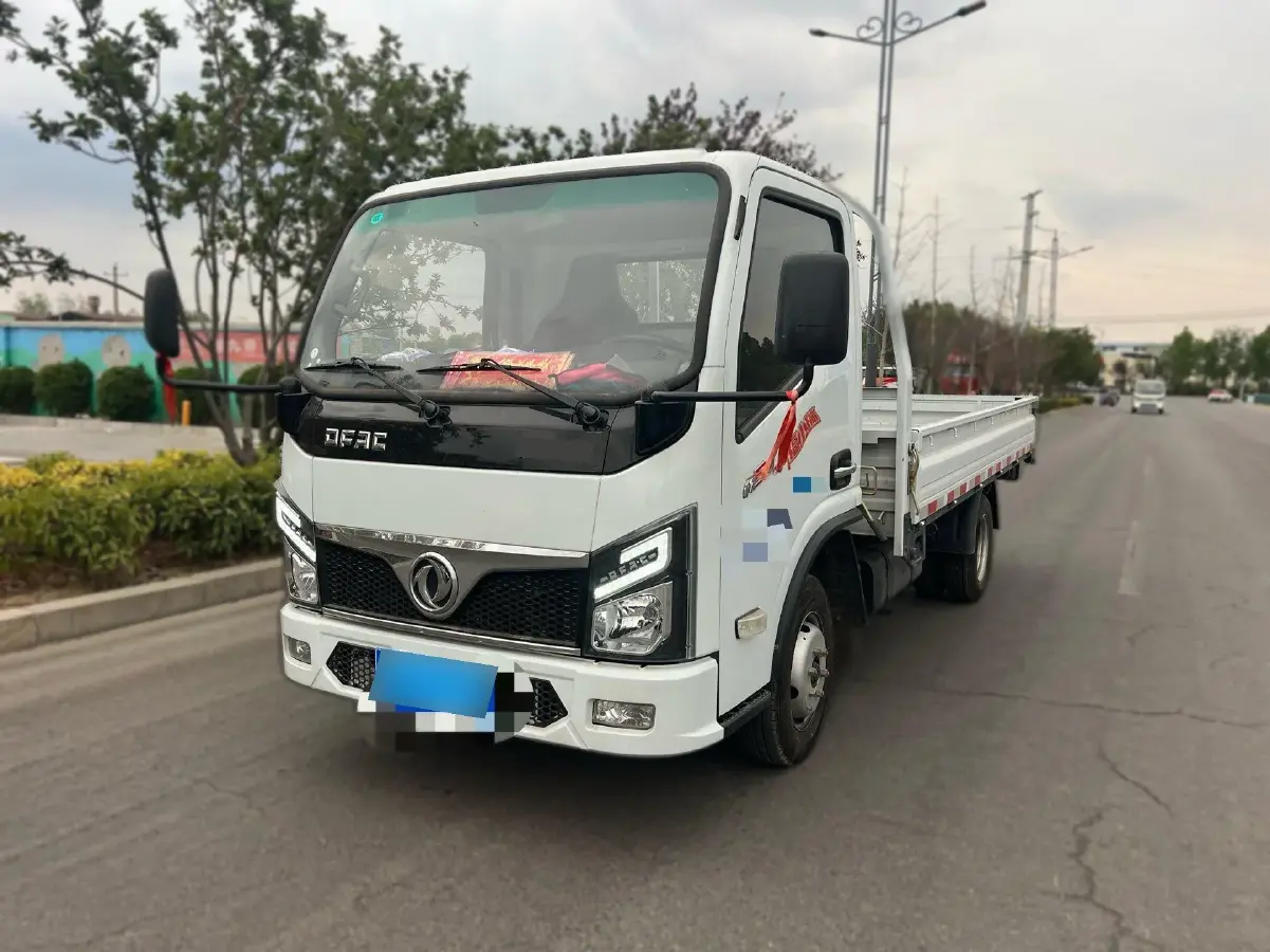 2022 DongFeng DFSK D71 Plus 1.6L 122HP L4 5MT