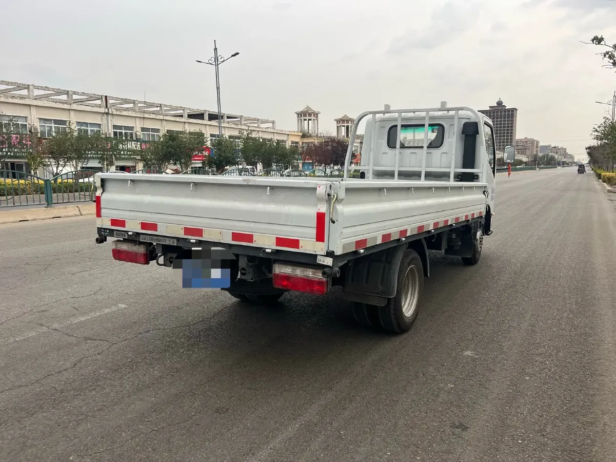 2022 DongFeng DFSK D71 Plus 1.6L 122HP L4 5MT,autocango,china used car exporter,china ev exporter,chinese used car exporter,chinese used ev exporter