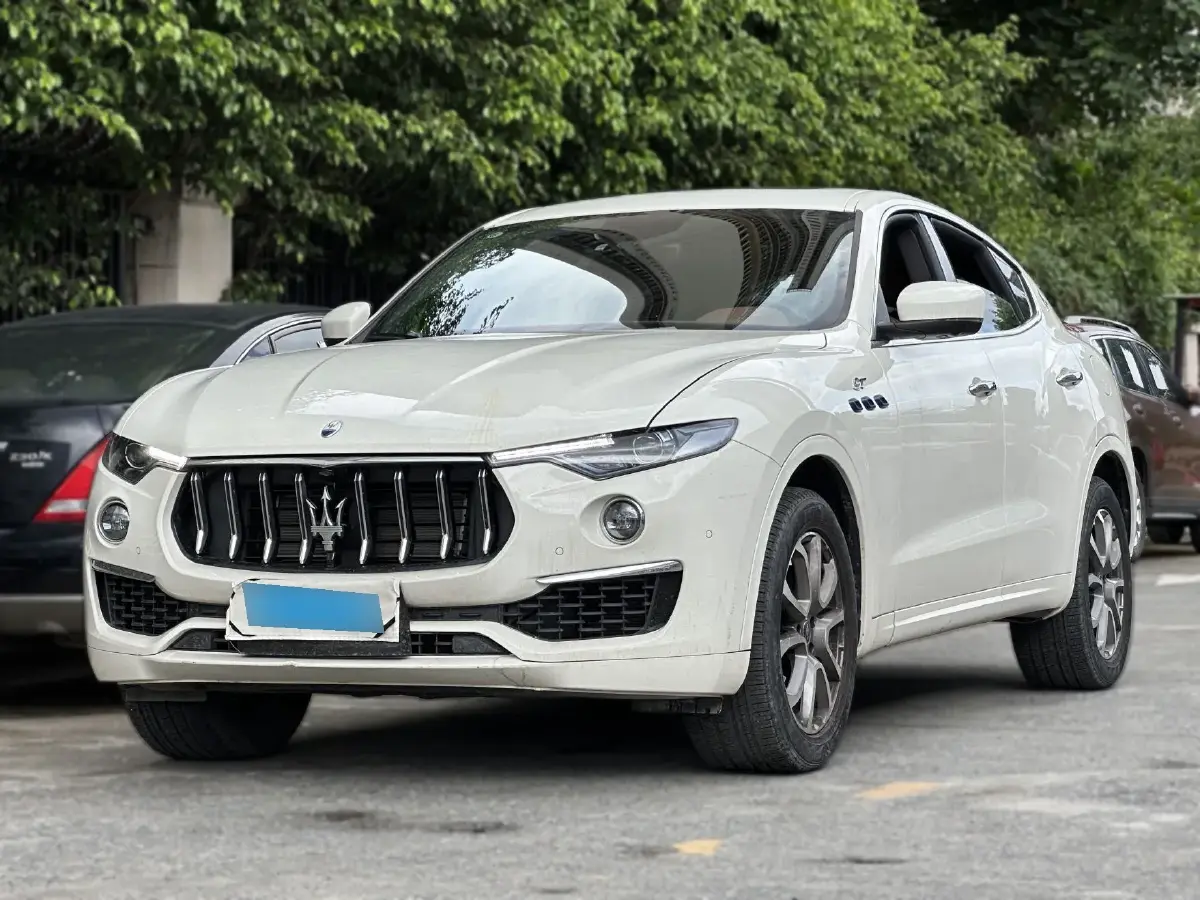 2022 Maserati Levante 2.0T 330HP L4 8AT