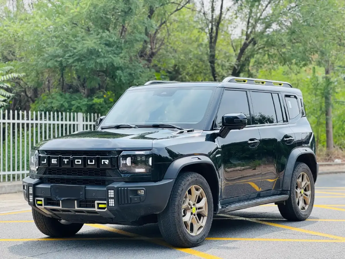 2023 Jetour Traveller 2.0T 254HP L4 8AT