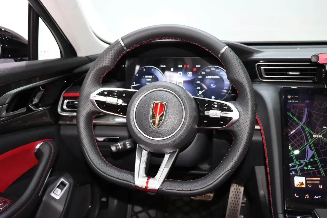 2024 HongQi H6 2.0T 224HP L4 8AT,autocango,china used car exporter,china ev exporter,chinese used car exporter,chinese used ev exporter