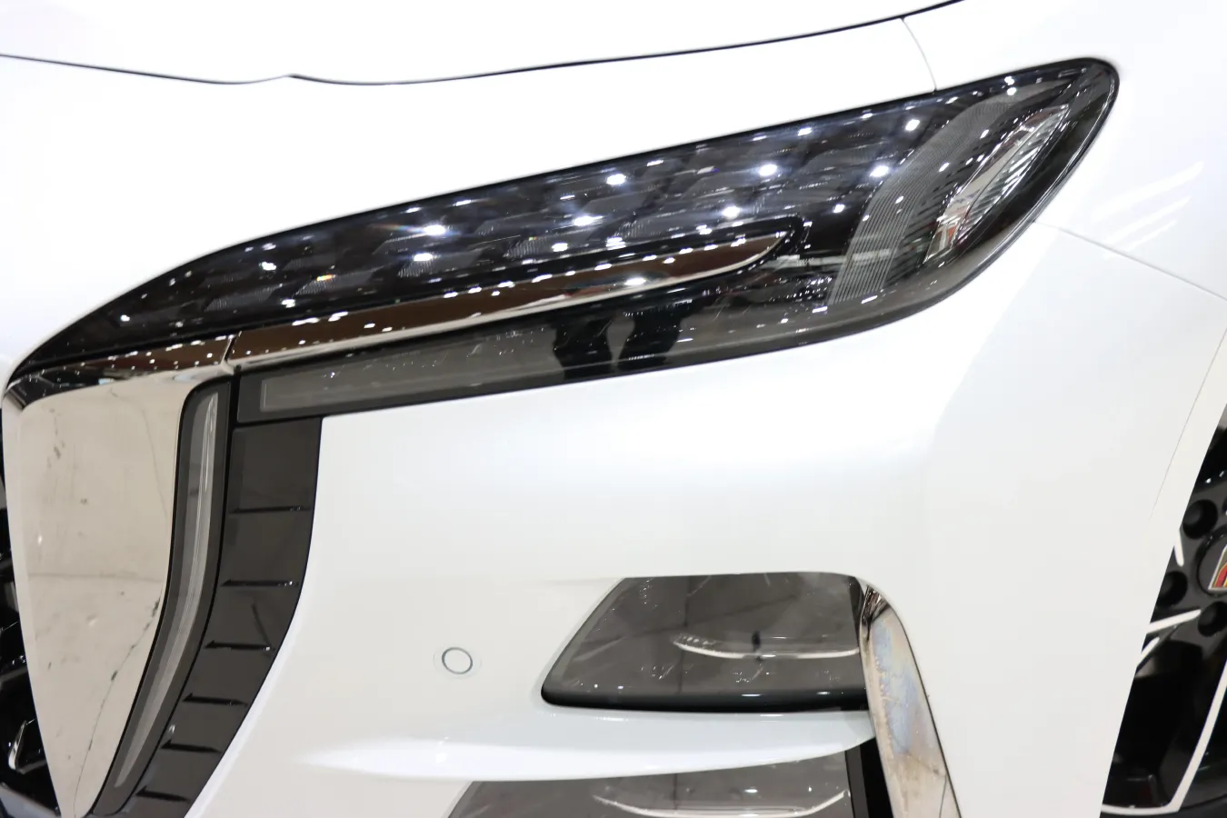 2024 HongQi H6 2.0T 224HP L4 8AT,autocango,china used car exporter,china ev exporter,chinese used car exporter,chinese used ev exporter