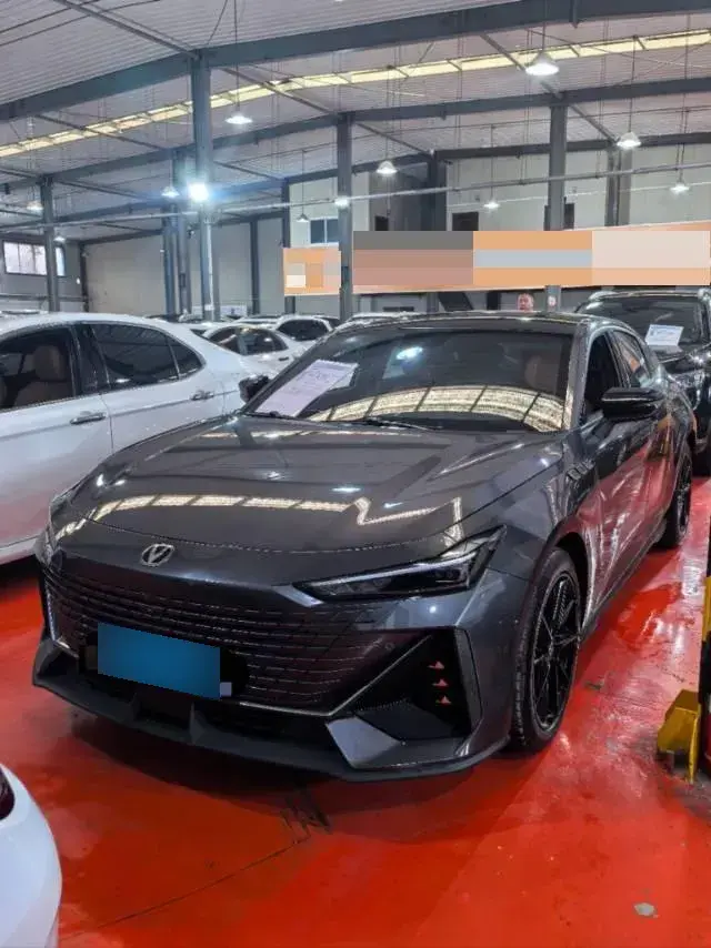 2022 ChangAn UNI-V 1.5T 188HP L4 7DCT