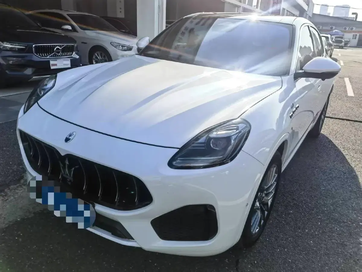 2022 Maserati Levante 2.0T 330HP L4 8AT