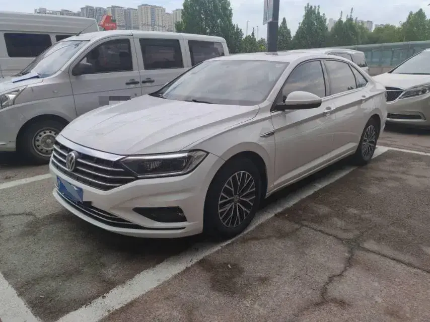 2019 Volkswagen Sagitar 1.4T 150HP L4 7DCT