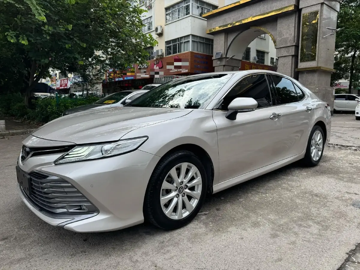 2019 Toyota Camry 2.0L 178HP L4 CVT