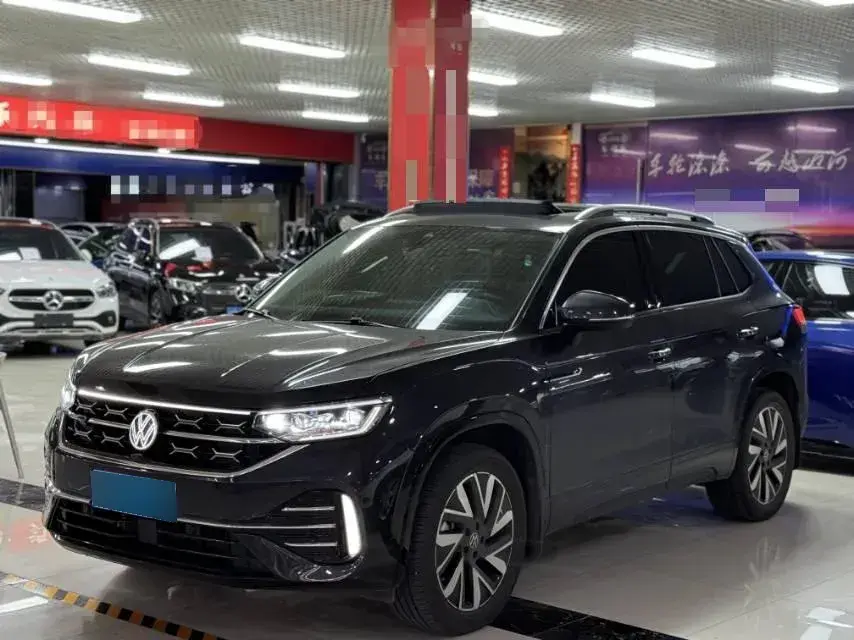 2024 Volkswagen Tayron 2.0T 220HP L4 7DCT