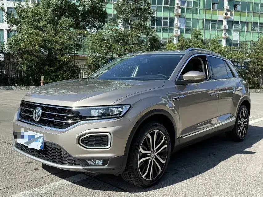 2019 Volkswagen T-Roc 1.4T 150HP L4 7DCT
