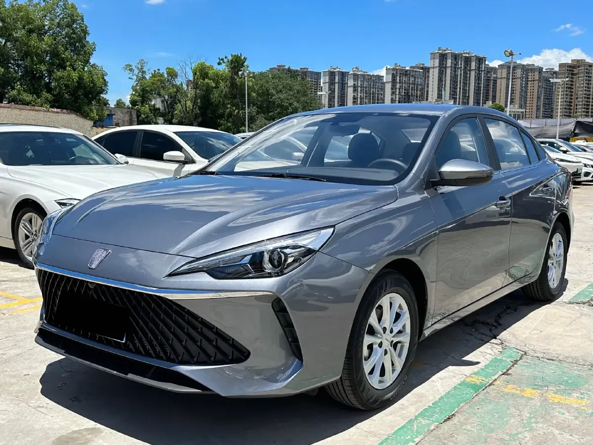 2023 Roewe i5 1.5L 129HP L4 CVT