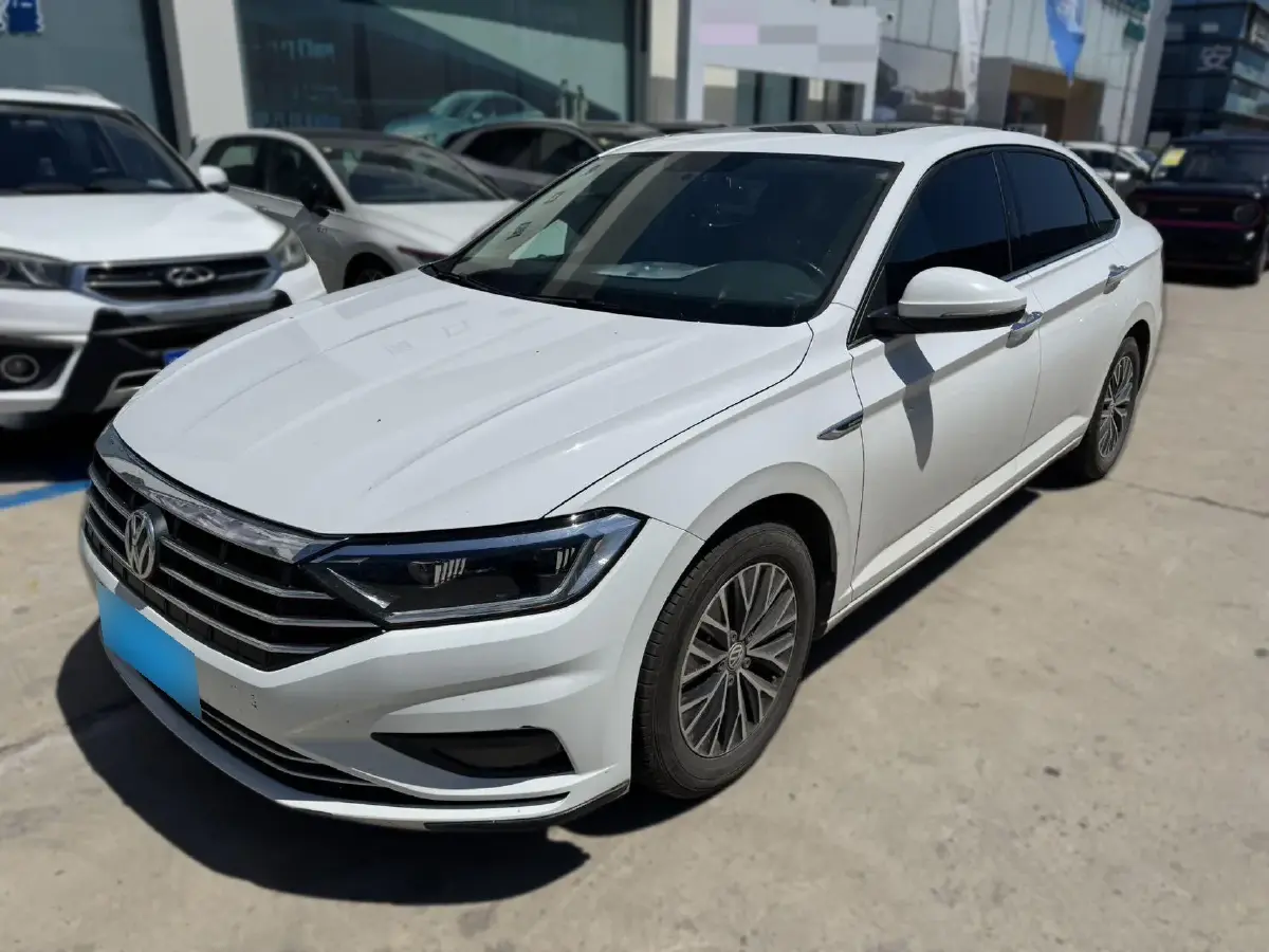 2019 Volkswagen Sagitar 1.4T 150HP L4 7DCT