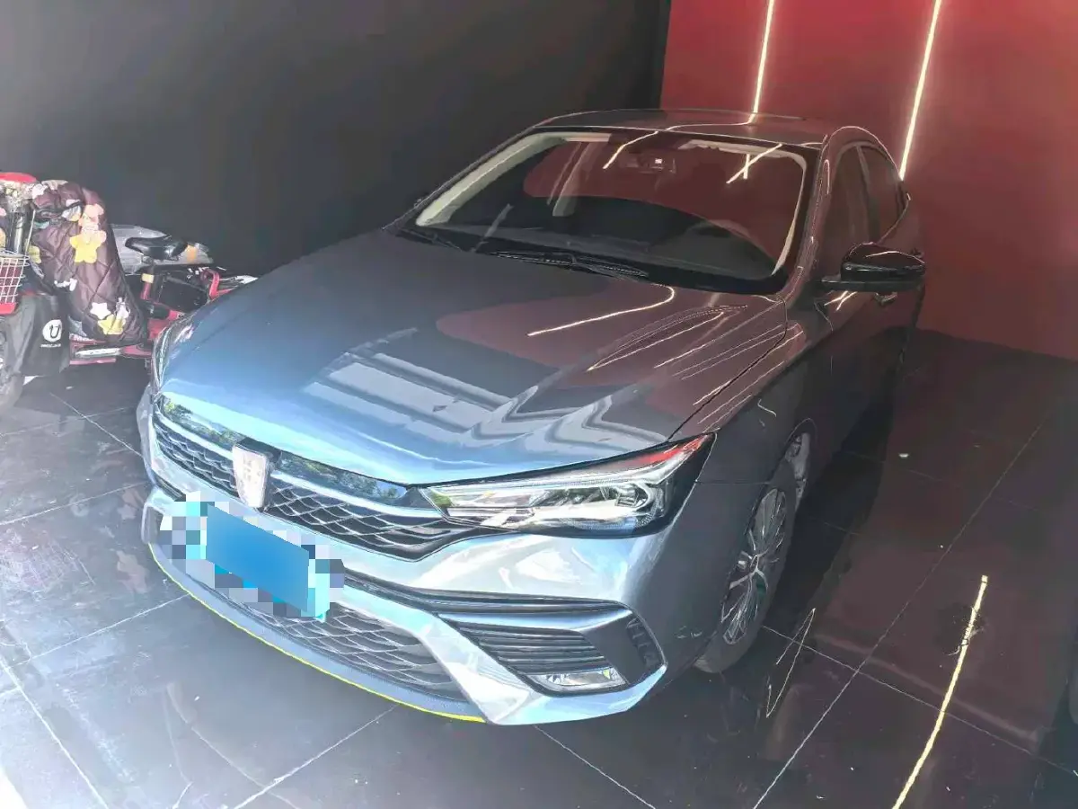 2021 Roewe i5 1.5L 120HP L4 CVT