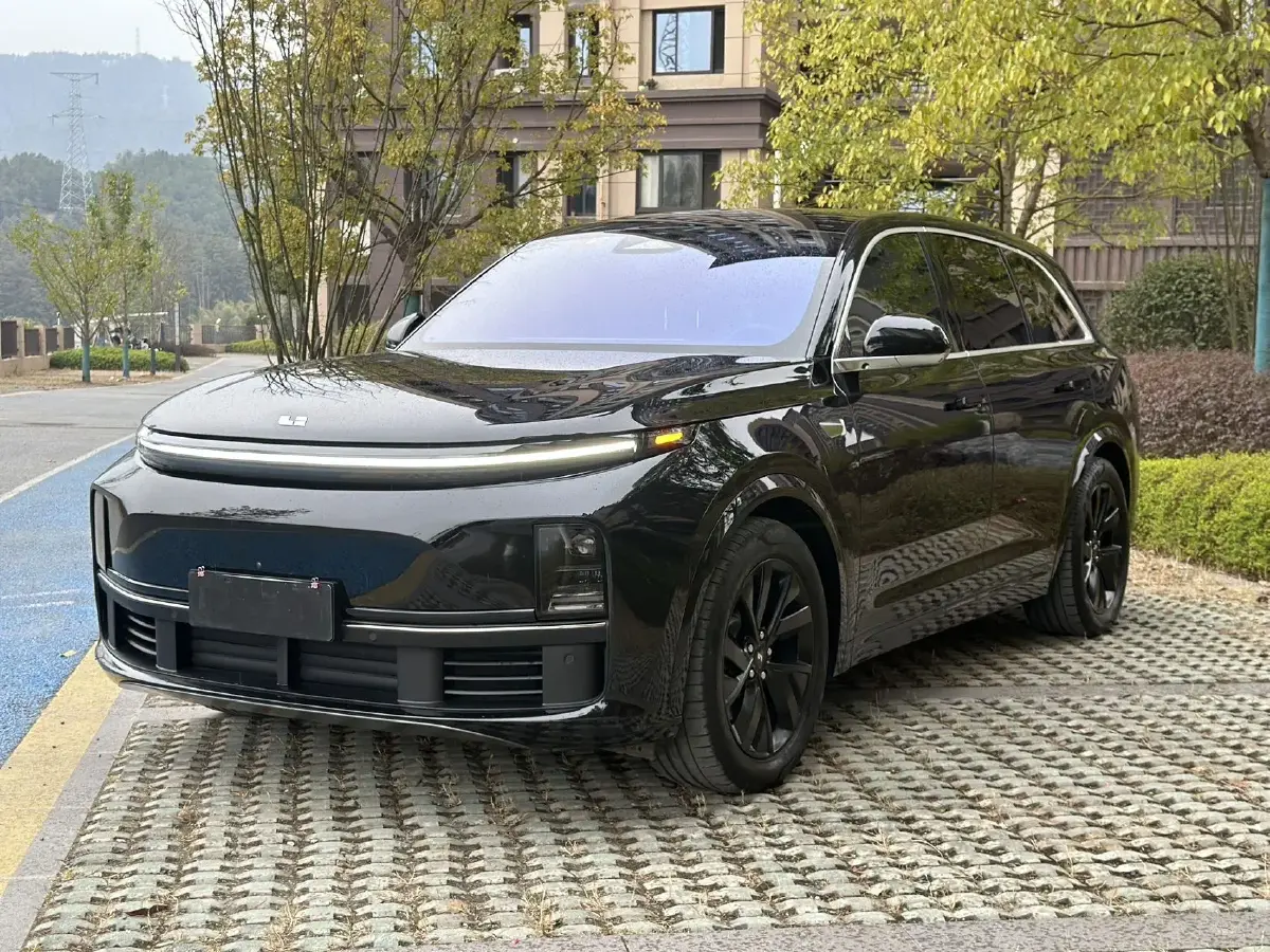 2023 Li L7 Range Extended 154HP REEV 40.9KWH