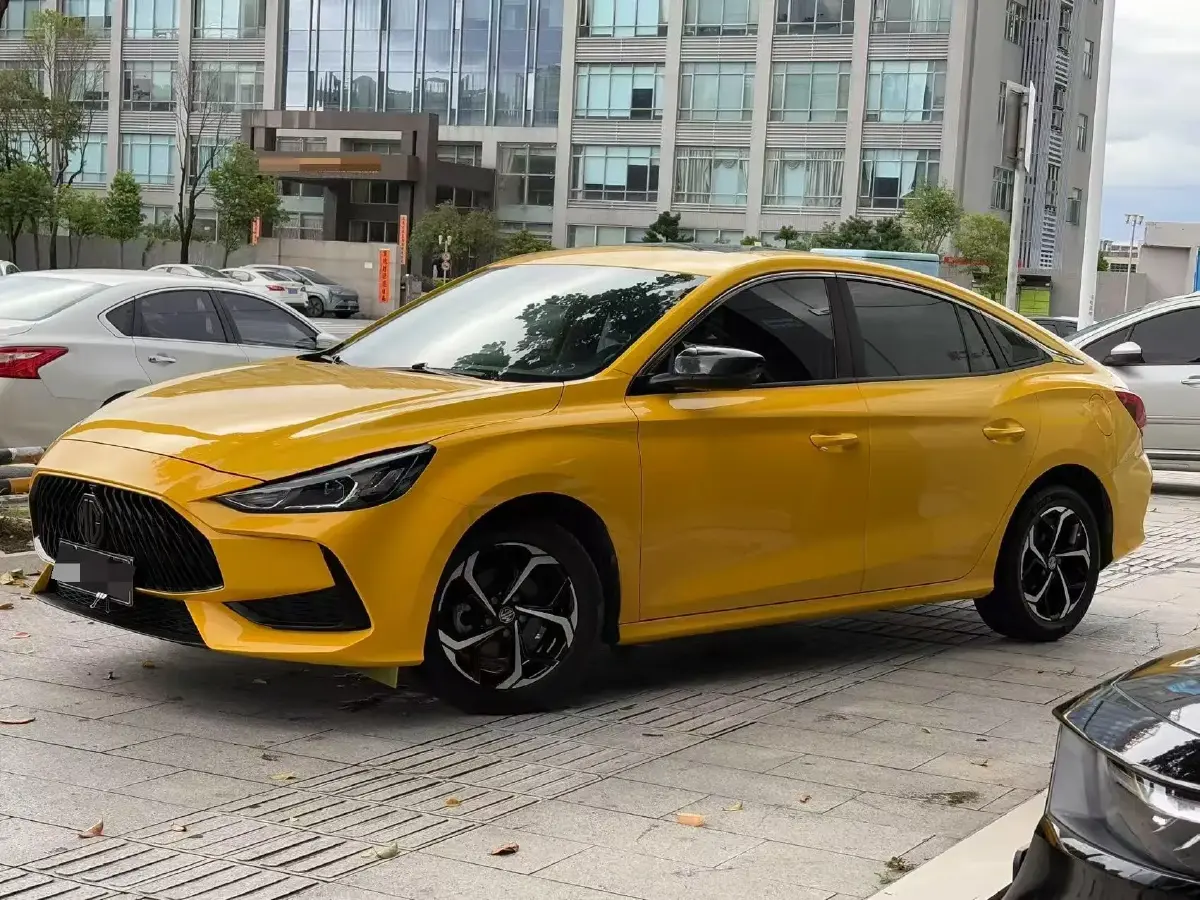 2021 MG 5 1.5L 120HP L4 CVT