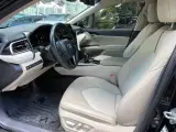 2021 Toyota Camry 2.5L 209HP L4 8AT,autocango,china used car exporter,china ev exporter,chinese used car exporter,chinese used ev exporter