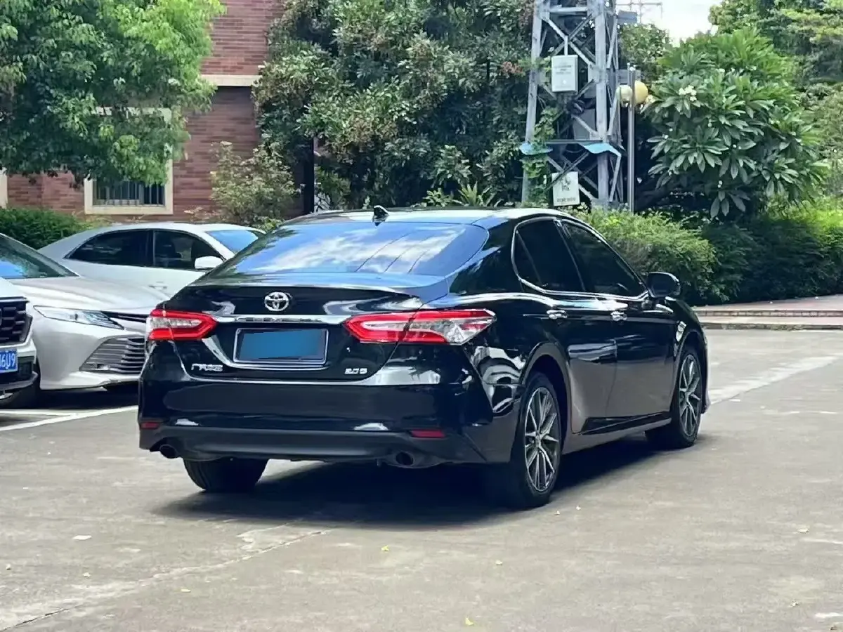 2021 Toyota Camry 2.5L 209HP L4 8AT,autocango,china used car exporter,china ev exporter,chinese used car exporter,chinese used ev exporter