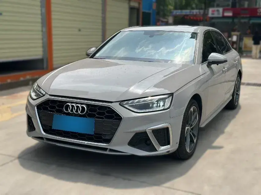 2020 Audi A4L 2.0T 150HP L4 7DCT