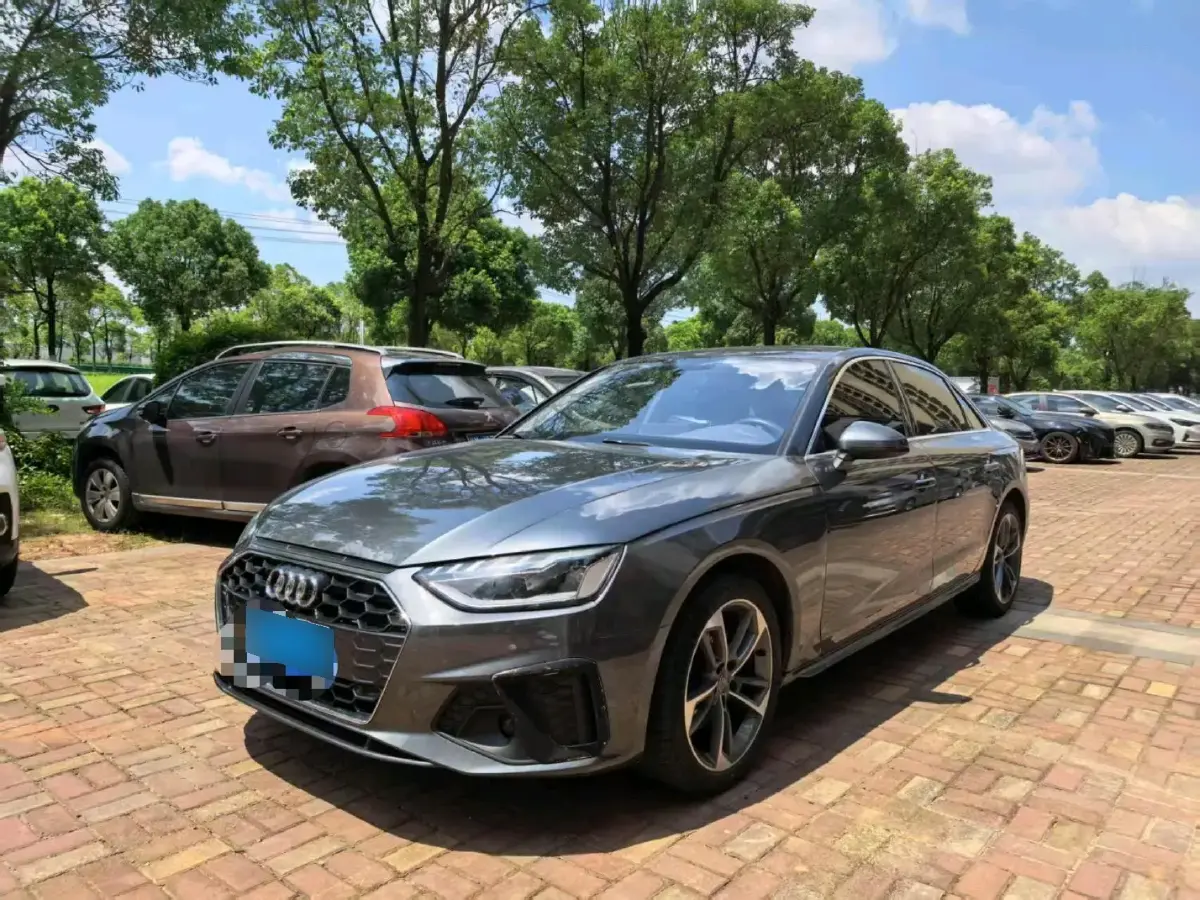2020 Audi A4L 2.0T 190HP L4 7DCT