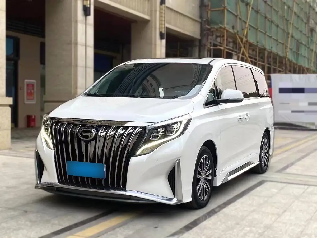 2021 GAC Trumpchi M8 2.0T 252HP L4 8AT