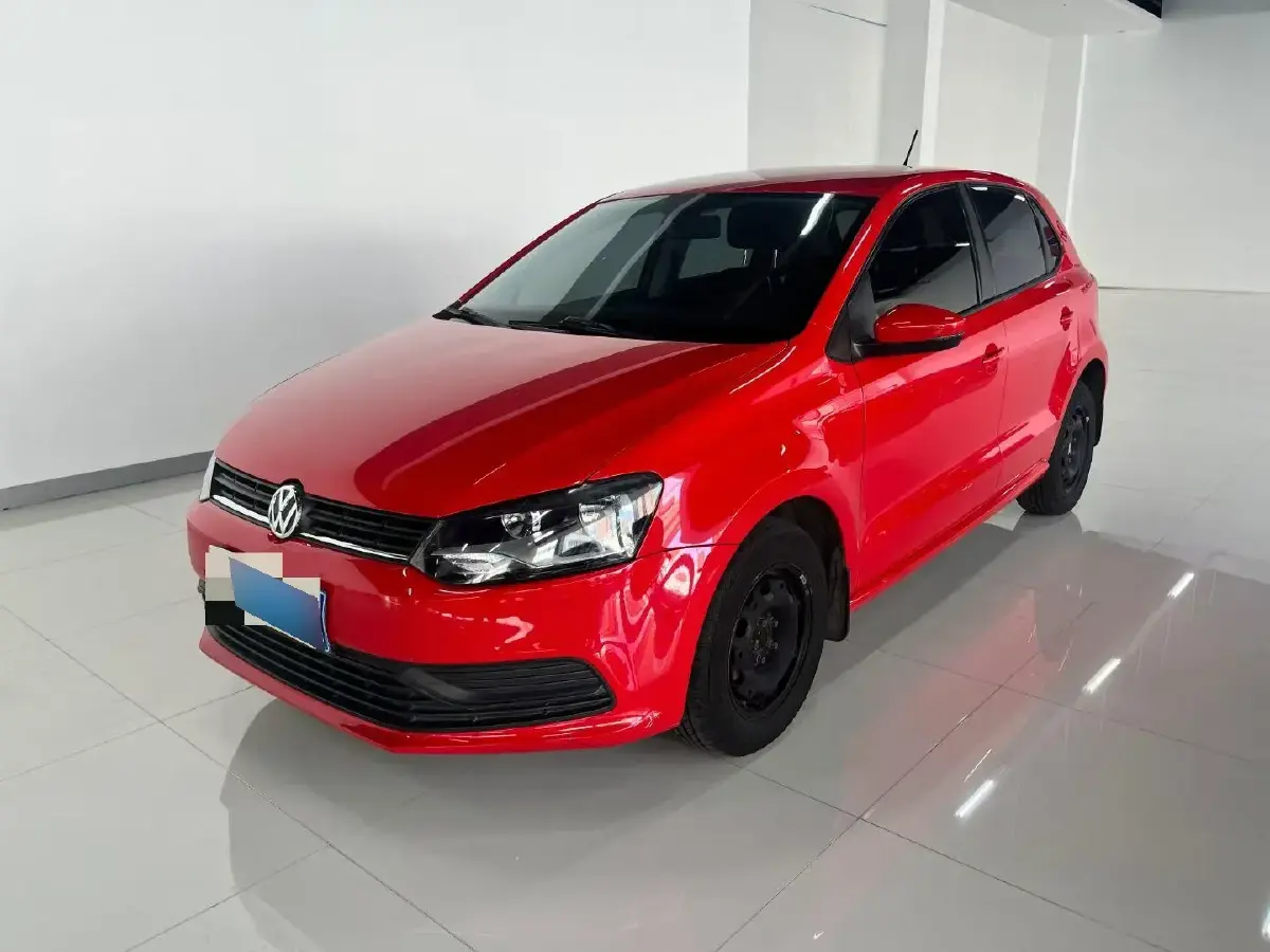 2016 Volkswagen Polo 1.4L 90HP L4 6AT