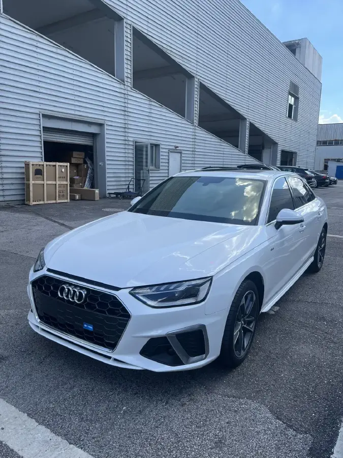 2020 Audi A4L 2.0T 150HP L4 7DCT