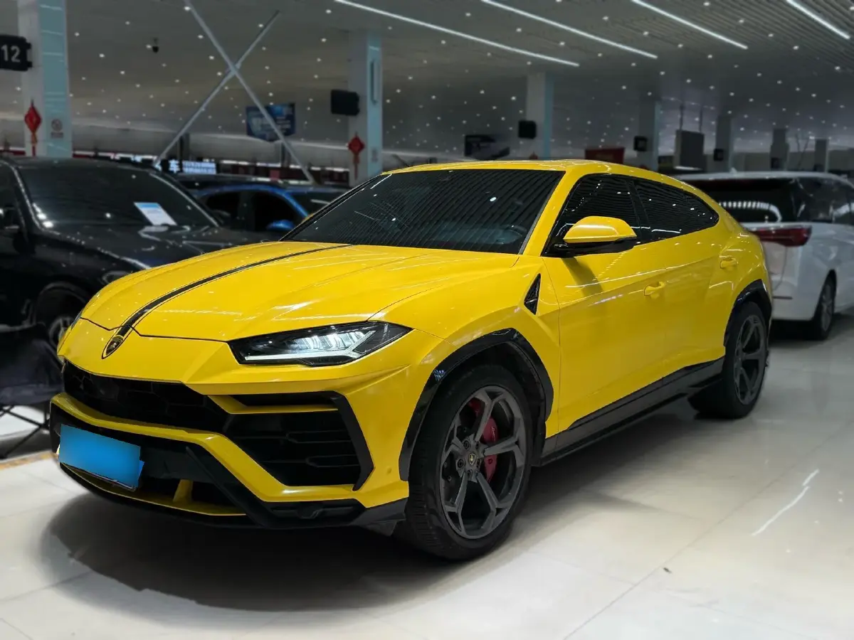 2021 Lamborghini Urus 4.0T 641HP V8 8AT