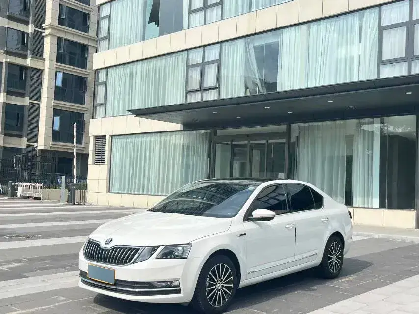 2019 Skoda Octavia 1.2T 116HP L4 7DCT
