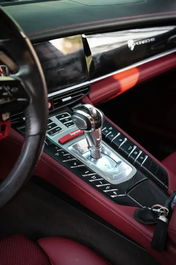 2010 Porsche Panamera 4.8L 400HP V8 7DCT,autocango,china used car exporter,china ev exporter,chinese used car exporter,chinese used ev exporter