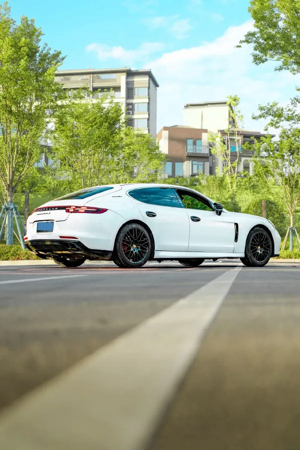 2010 Porsche Panamera 4.8L 400HP V8 7DCT,autocango,china used car exporter,china ev exporter,chinese used car exporter,chinese used ev exporter