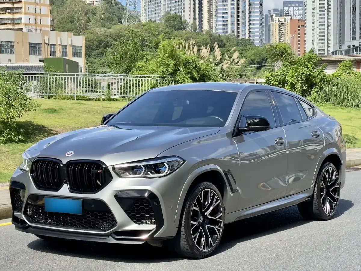 2022 BMW X6 M 4.4T 600HP V8 8AT