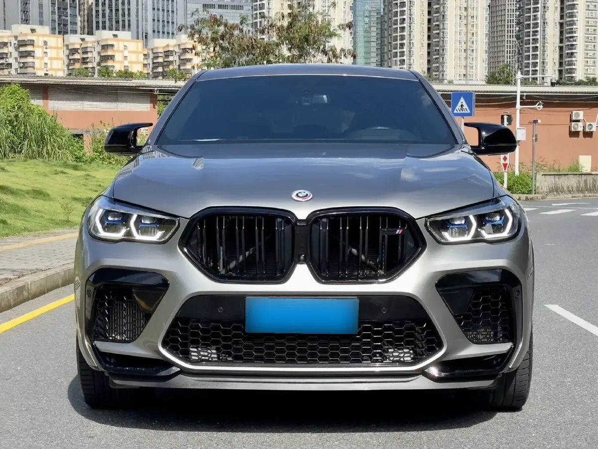 2022 BMW X6 M 4.4T 600HP V8 8AT,autocango,china used car exporter,china ev exporter,chinese used car exporter,chinese used ev exporter