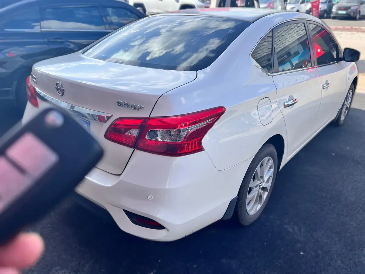 2021 Nissan Sylphy 1.6L 122HP L4 CVT,autocango,china used car exporter,china ev exporter,chinese used car exporter,chinese used ev exporter